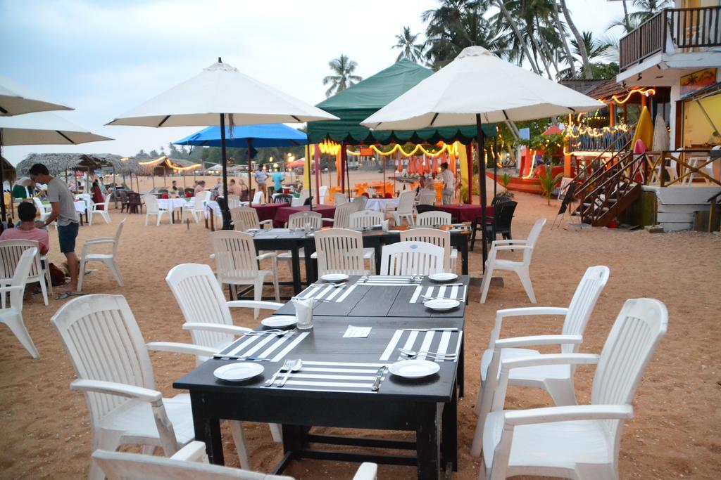Surfcity Guesthouse Unawatuna Eksteriør bilde