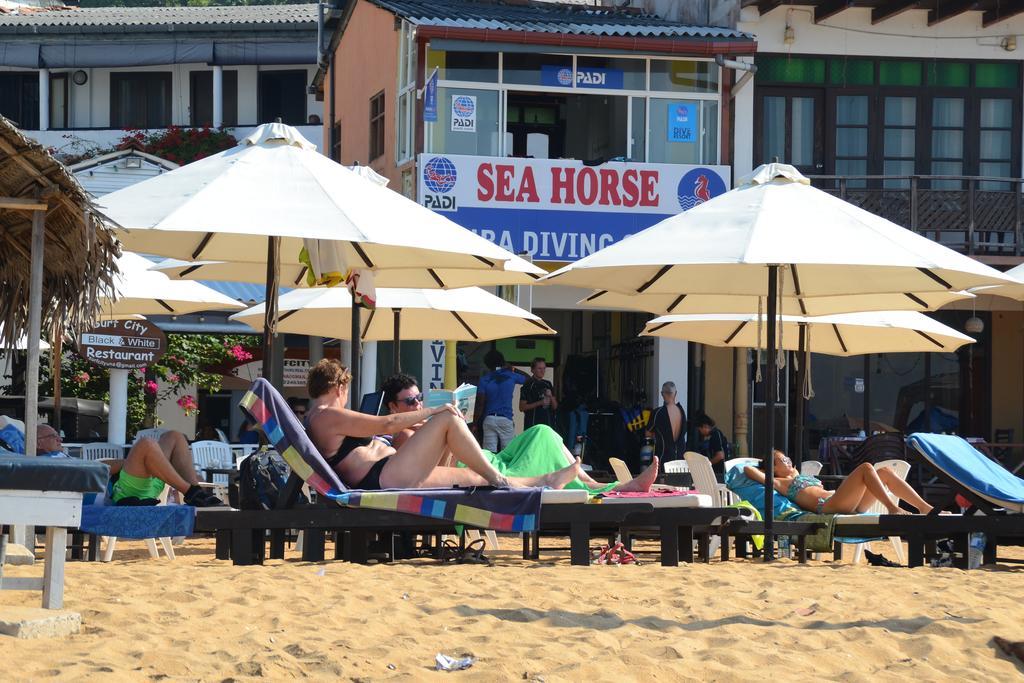 Surfcity Guesthouse Unawatuna Eksteriør bilde